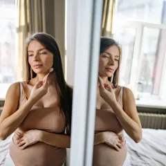 Striák szülés után: mi halványul magától, és mi nem