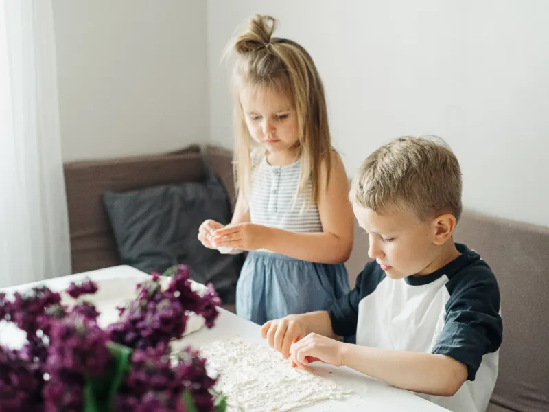Családi elfoglaltságok esős napokra gyerekekkel